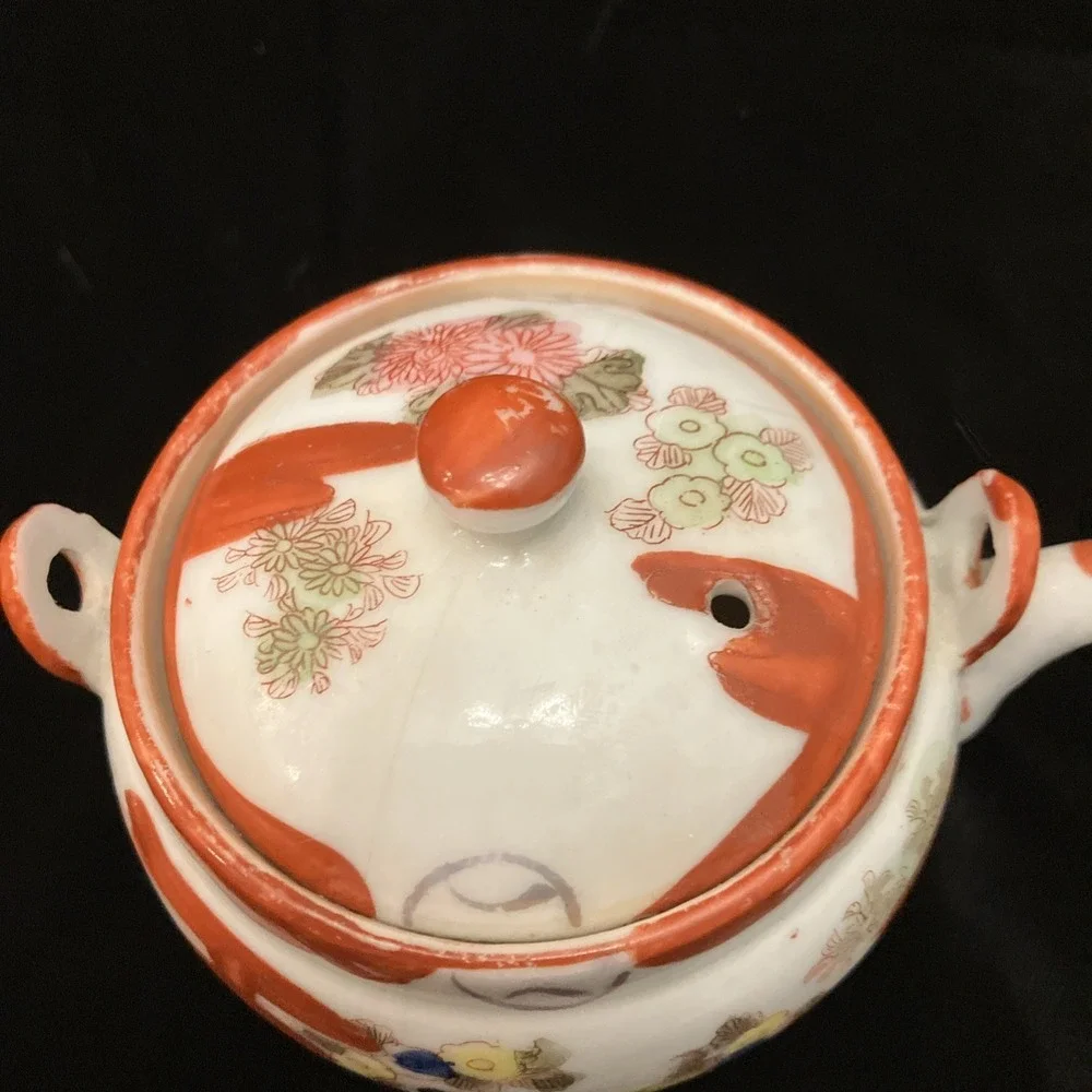 Japanese Kutani Porcelain Tea Pot w/Lid Japan Geisha Girl Cherry Blossom MCM